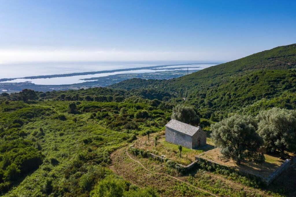 Appartement Neuf Entre Mer Et Montagne. Furiani Εξωτερικό φωτογραφία